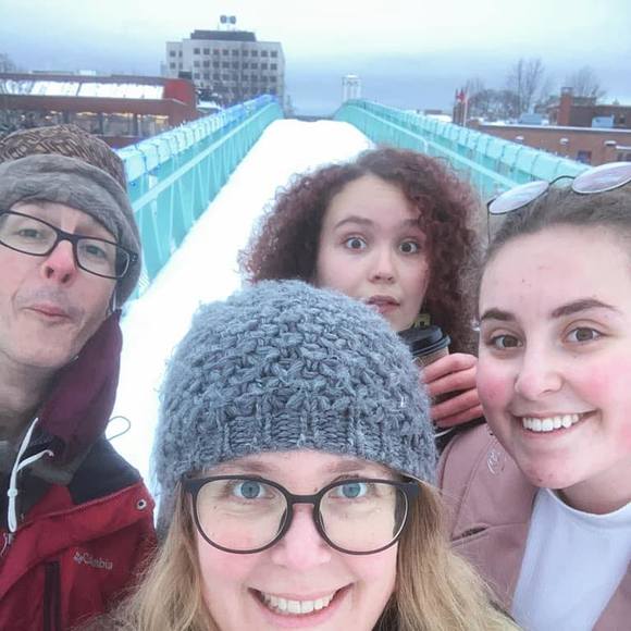 Meet your Posher, Anita - Picture 1 of 1